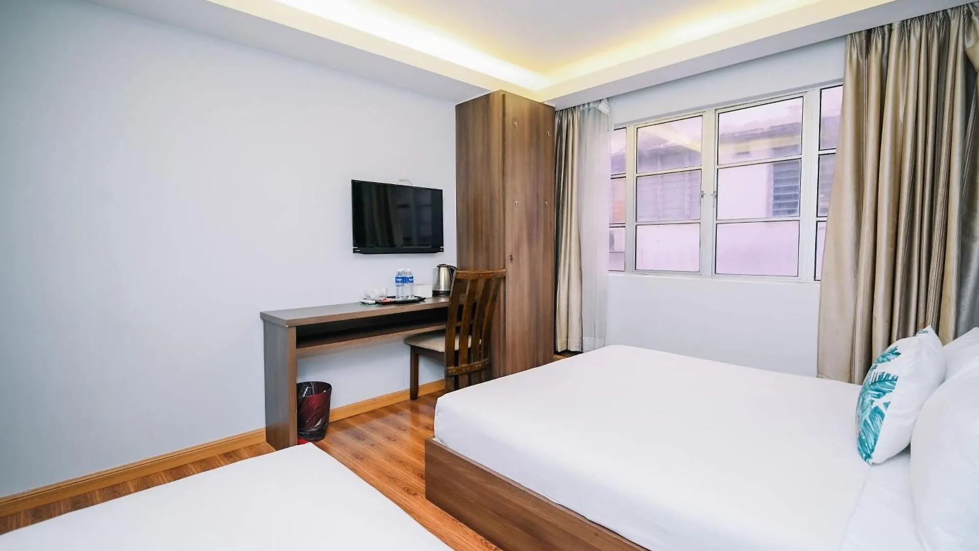 Swing & Pillows - Usj Taipan Subang Jaya Hotel